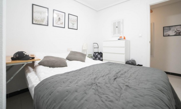 Venta - Apartamento / piso -
Torrevieja - La Mata pueblo