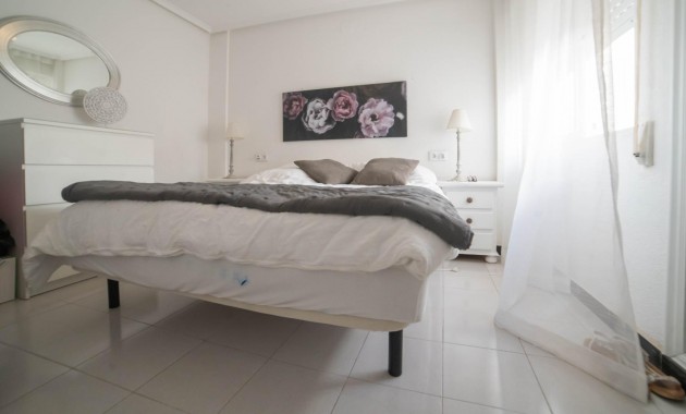 Venta - Apartamento / piso -
Torrevieja - La Mata pueblo