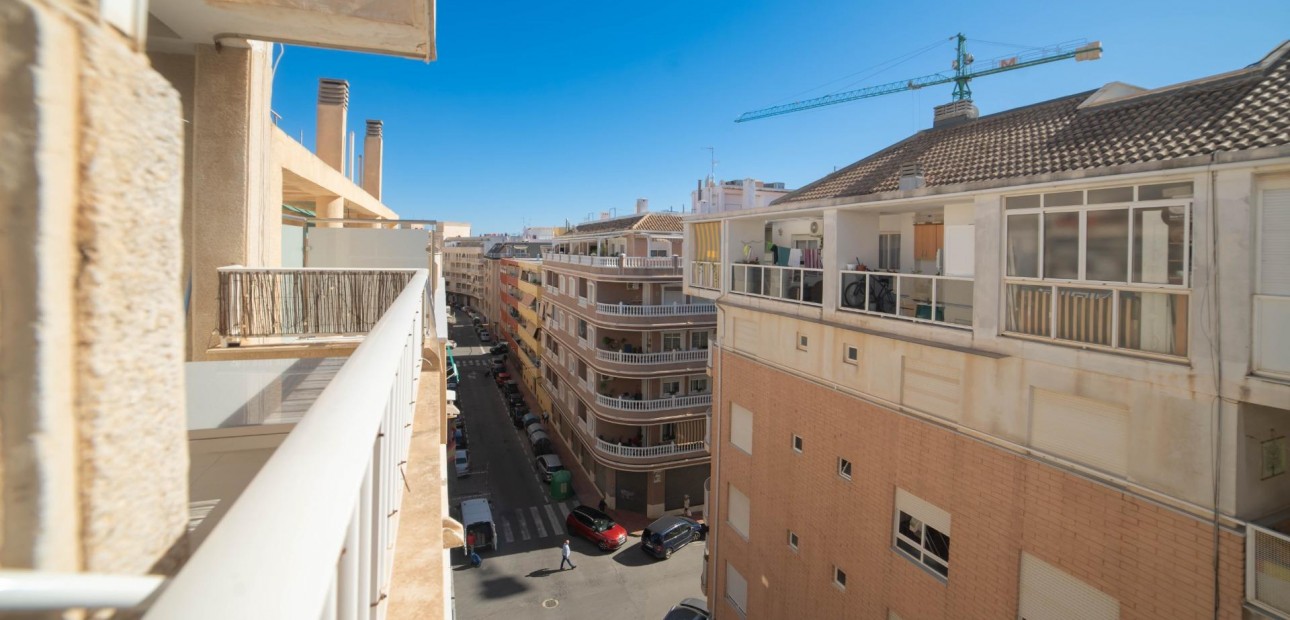 Venta - Apartamento / piso -
Torrevieja - La Mata pueblo