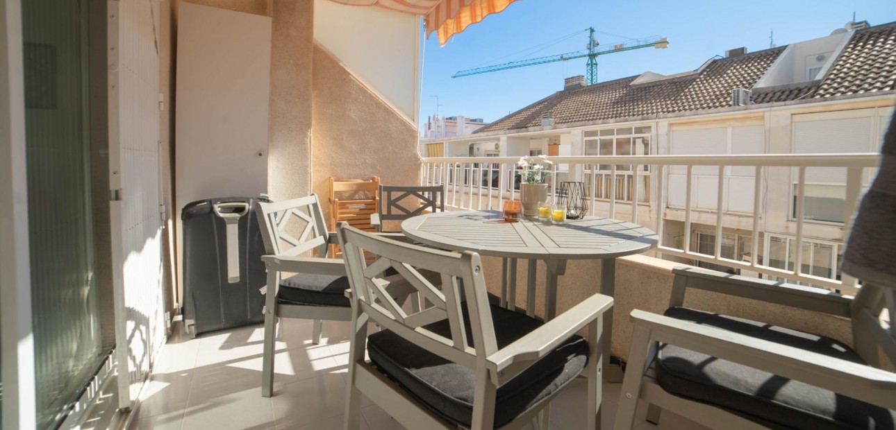 Venta - Apartamento / piso -
Torrevieja - La Mata pueblo