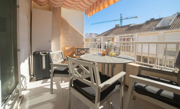 Venta - Apartamento / piso -
Torrevieja - La Mata pueblo