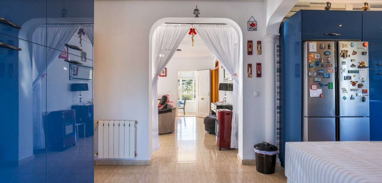 Sale - Finca Country Property -
La Zarza