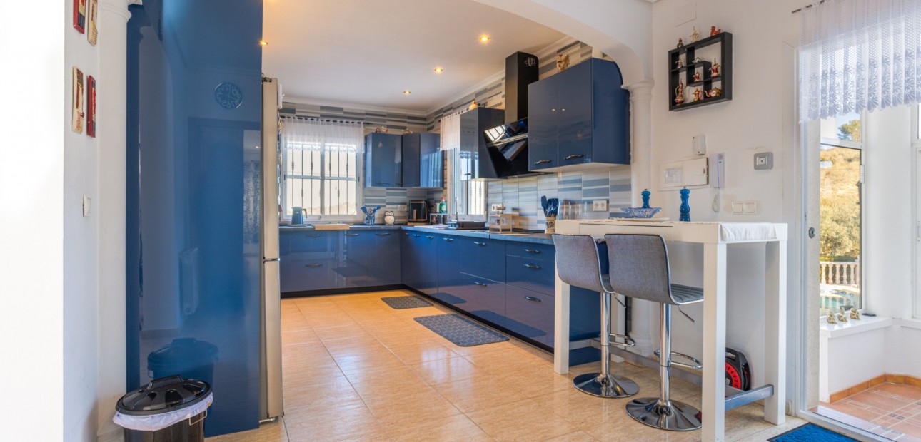 Sale - Finca Country Property -
La Zarza