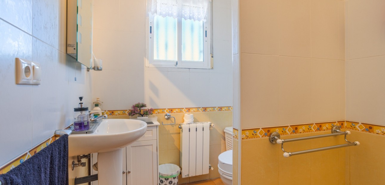 Sale - Finca Country Property -
La Zarza