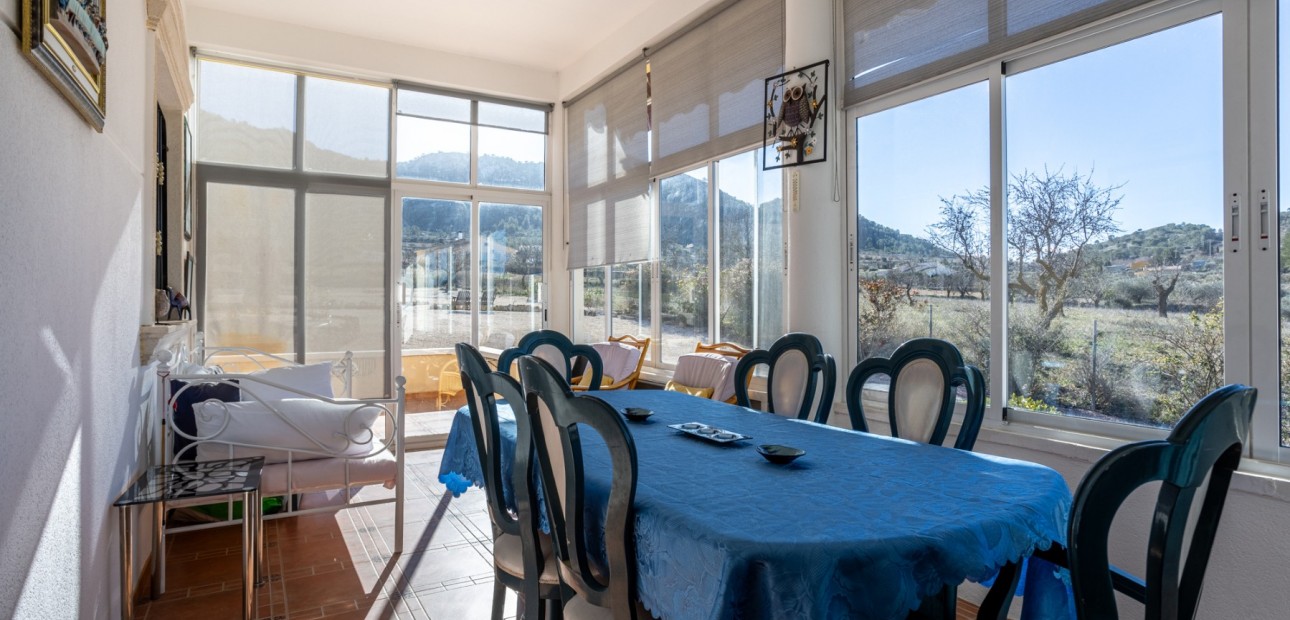 Sale - Finca Country Property -
La Zarza