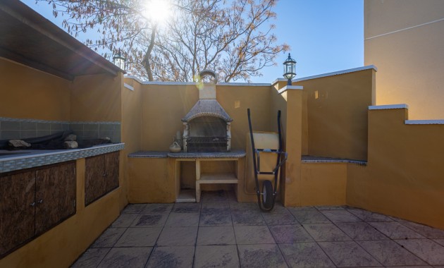 Sale - Finca Country Property -
La Zarza