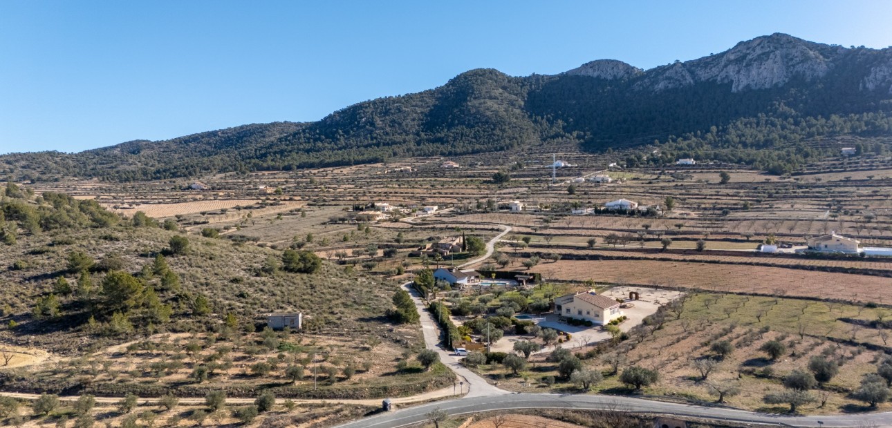 Sale - Finca Country Property -
La Zarza