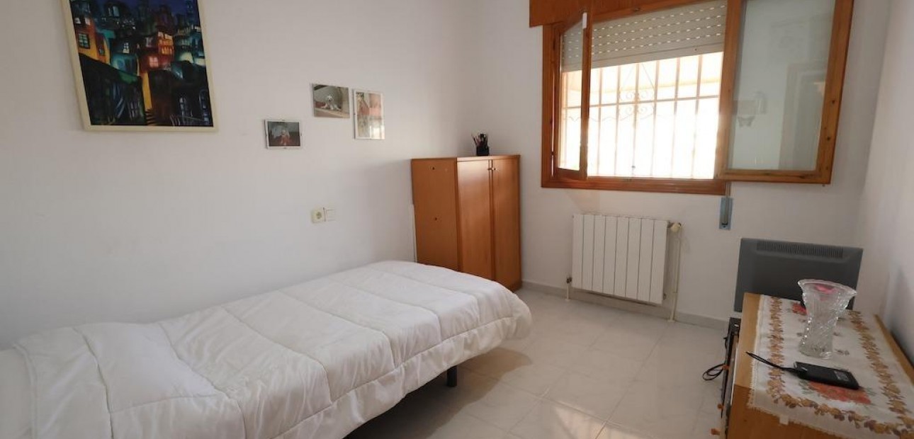 Venta - Terraced house -
Orihuela Costa - La Florida
