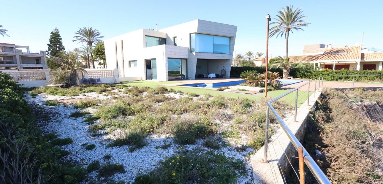 Venta - Villa -
Cabo Roig - Costa blanca