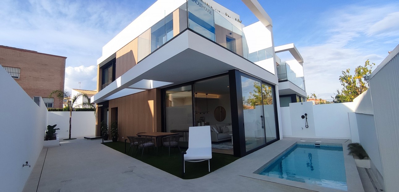 Nueva construcción  - Villa -
la torre de la horadada