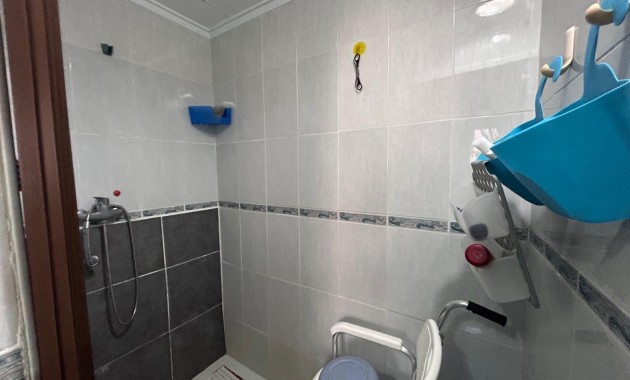 Venta - House -
Jacarilla