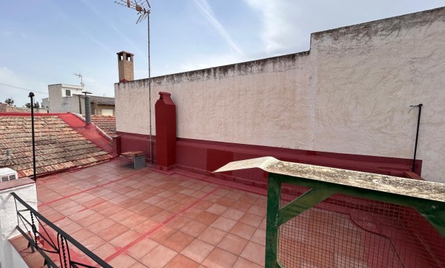 Venta - House -
Jacarilla