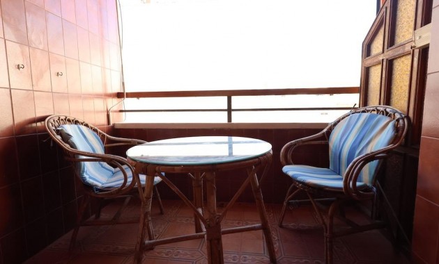 Herverkoop - Appartement / flat -
Torrevieja - Playa del cura