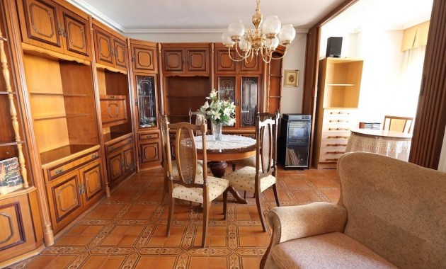 Herverkoop - Appartement / flat -
Torrevieja - Playa del cura