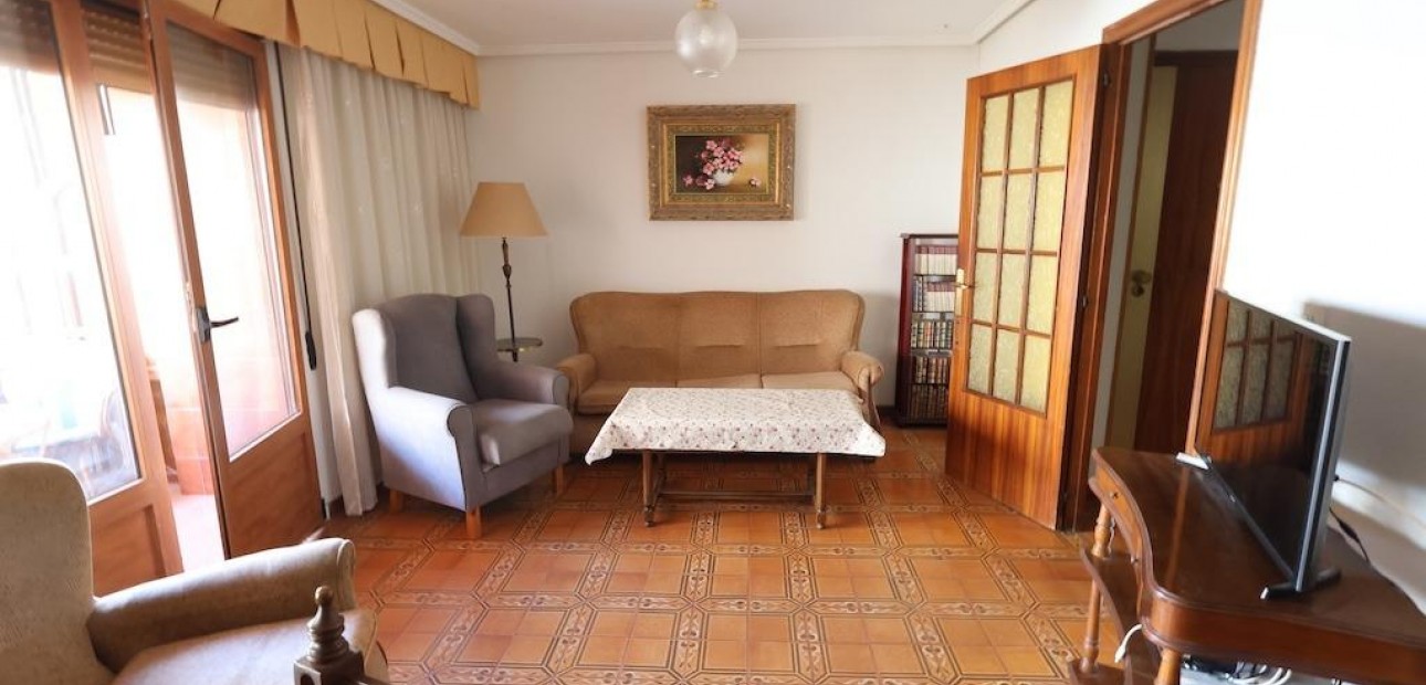 Herverkoop - Appartement / flat -
Torrevieja - Playa del cura