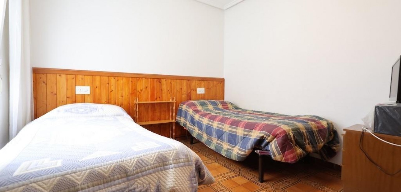 Herverkoop - Appartement / flat -
Torrevieja - Playa del cura