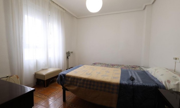 Herverkoop - Appartement / flat -
Torrevieja - Playa del cura