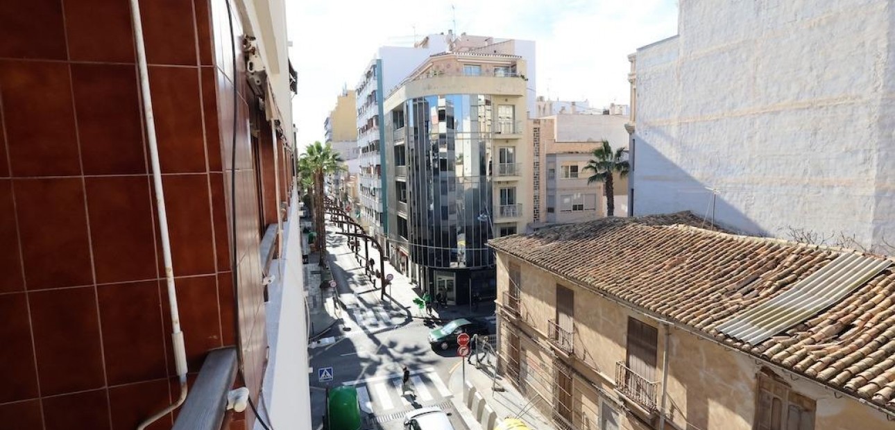 Herverkoop - Appartement / flat -
Torrevieja - Playa del cura