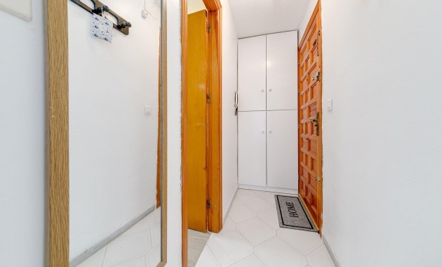 Herverkoop - Studio -
Torrevieja - torrevieja