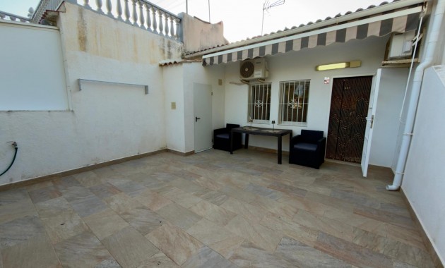 Herverkoop - Bungalow -
Torrevieja - La Siesta - El Salado - Torreta