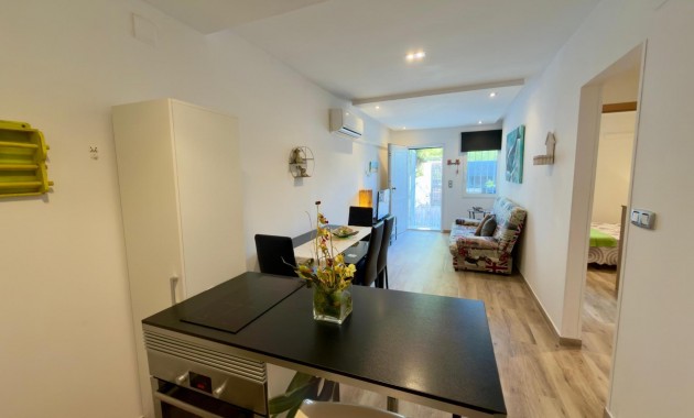 Herverkoop - Bungalow -
Torrevieja - La Siesta - El Salado - Torreta