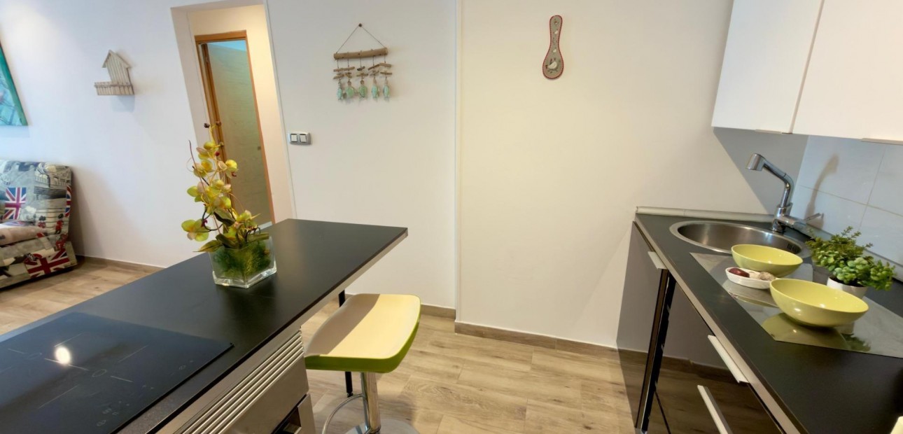 Herverkoop - Bungalow -
Torrevieja - La Siesta - El Salado - Torreta