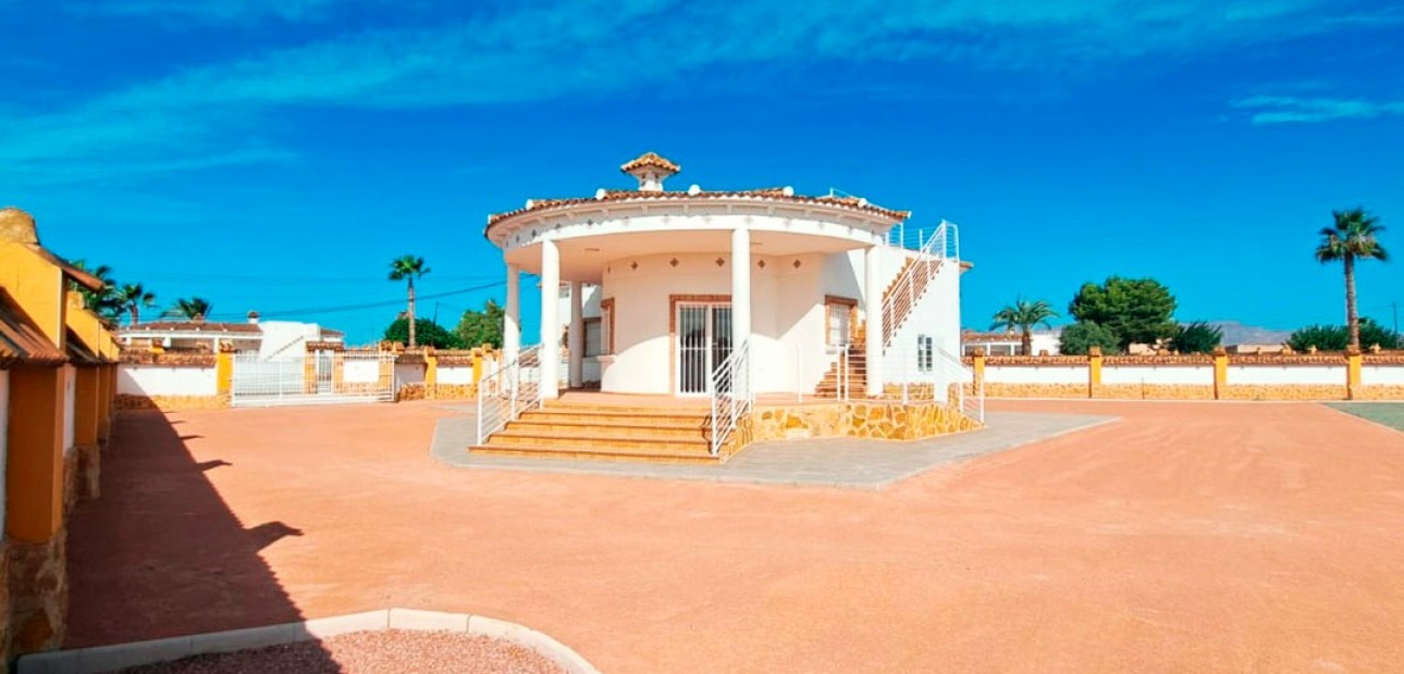 Herverkoop - Country Property -
Catral - Catral - Country