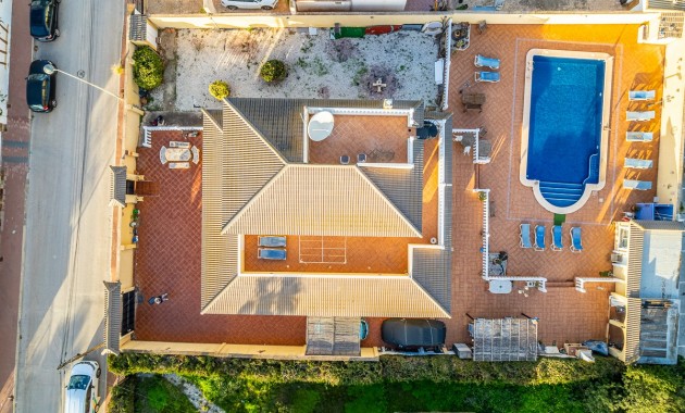 Herverkoop - Villa -
Torrevieja - LOS BALCONES - LOS ALTOS