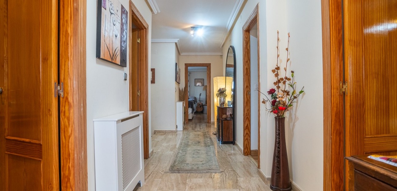 Herverkoop - Villa -
Torrevieja - LOS BALCONES - LOS ALTOS