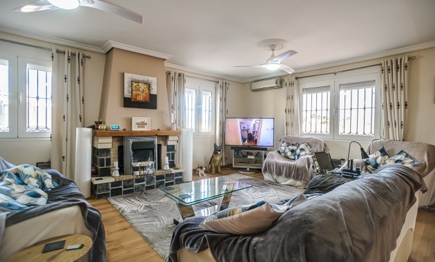 Herverkoop - Villa -
Torrevieja - LOS BALCONES - LOS ALTOS