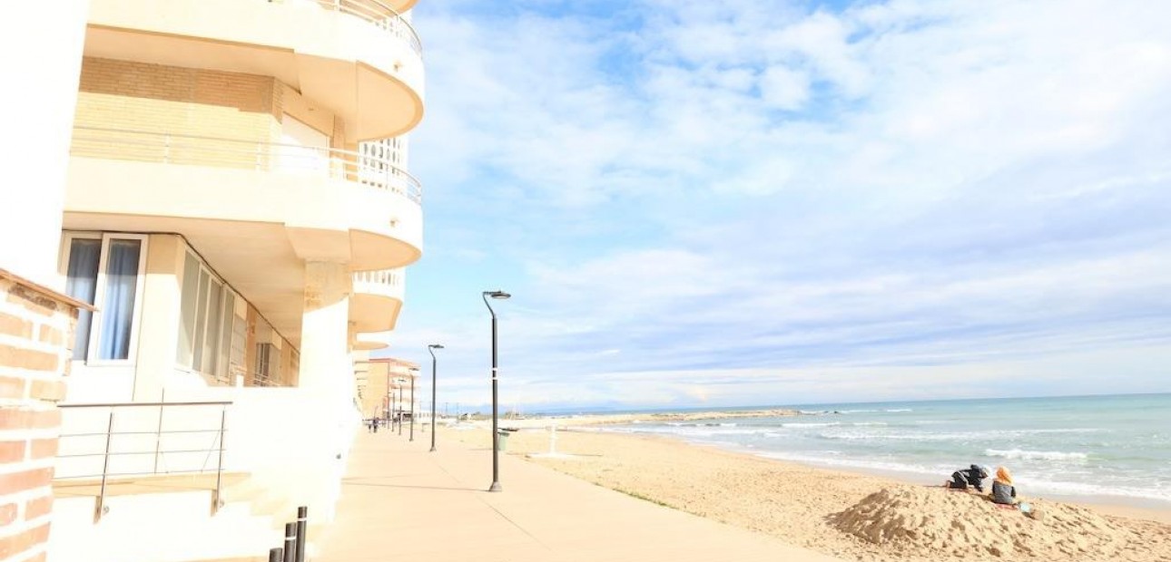 Herverkoop - Appartement / flat -
Torrevieja - La Mata
