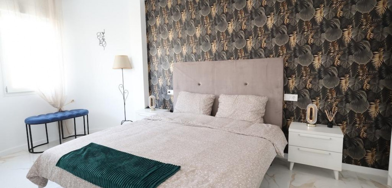 Herverkoop - Appartement / flat -
Torrevieja - La Mata