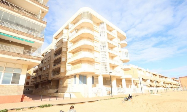 Herverkoop - Appartement / flat -
Torrevieja - La Mata
