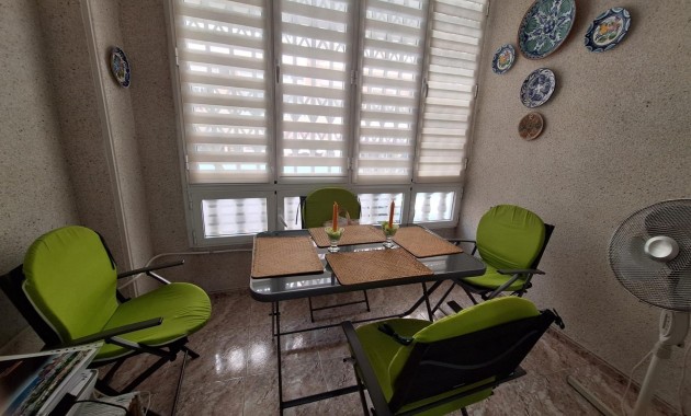 Herverkoop - Appartement / flat -
Torrevieja - Estacion de autobuses