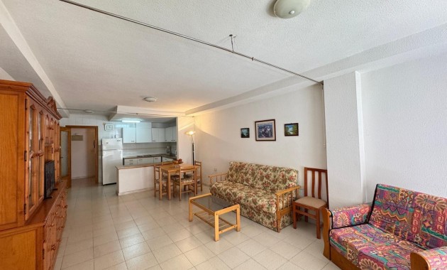 Herverkoop - Appartement / flat -
Torrevieja - Estacion de autobuses
