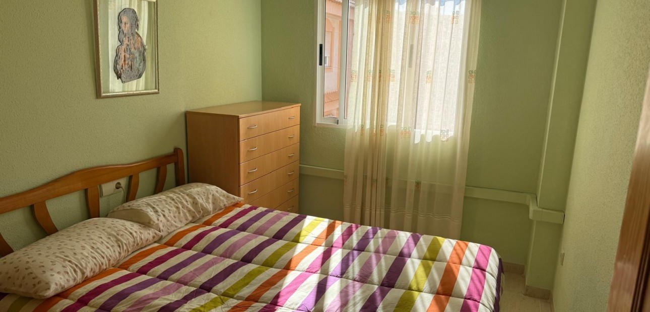 Herverkoop - Appartement / flat -
Torrevieja - Estacion de autobuses