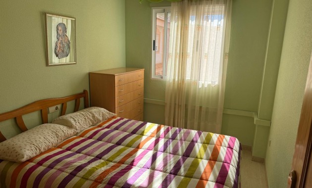 Herverkoop - Appartement / flat -
Torrevieja - Estacion de autobuses