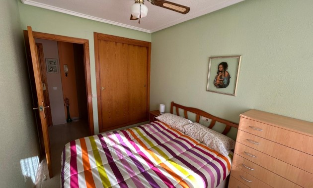 Herverkoop - Appartement / flat -
Torrevieja - Estacion de autobuses