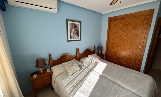 Herverkoop - Appartement / flat -
Torrevieja - Estacion de autobuses