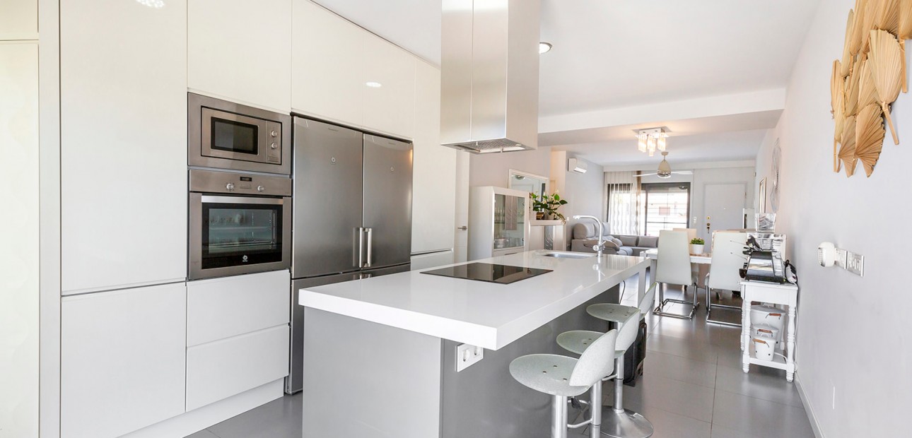 Herverkoop - Appartement / flat -
Torre de La Horadada - Torre de La Horadada - Town