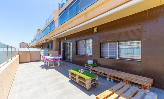 Herverkoop - Appartement / flat -
Torre de La Horadada - Torre de La Horadada - Town