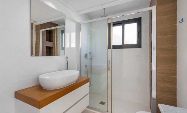 Herverkoop - Detached Villa -
Orihuela Costa - La Zenia