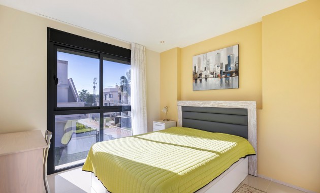 Herverkoop - Detached Villa -
Orihuela Costa - La Zenia