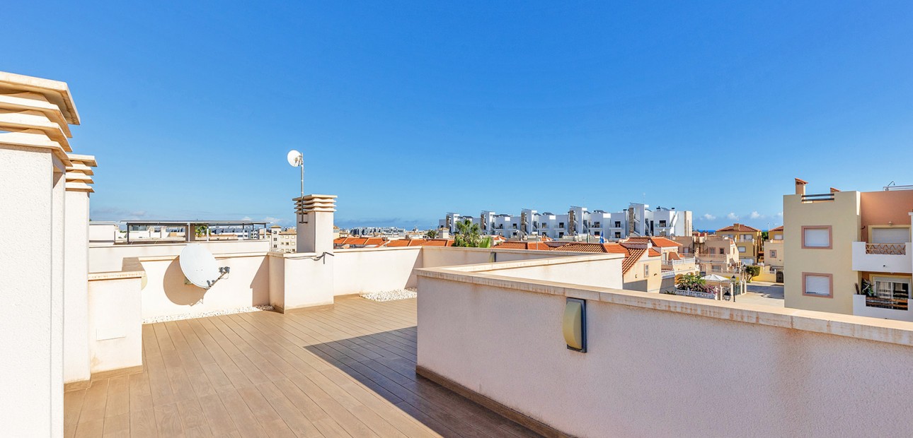 Herverkoop - Detached Villa -
Orihuela Costa - La Zenia