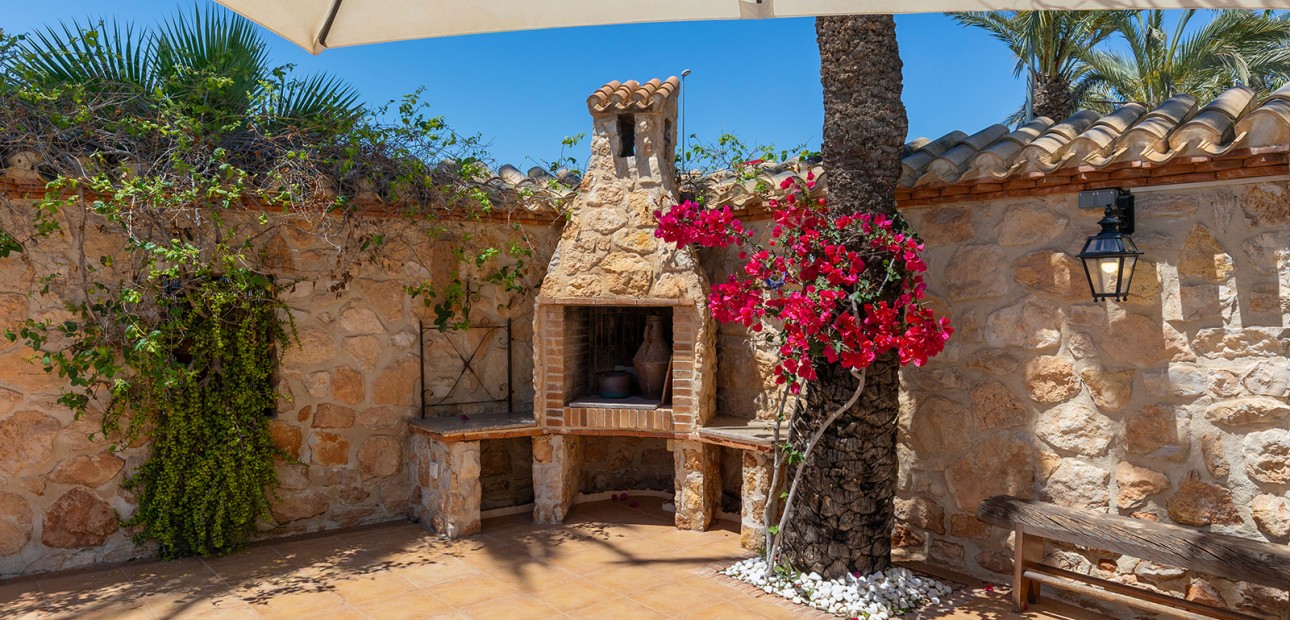 Herverkoop - Detached Villa -
Orihuela Costa - Punta Prima