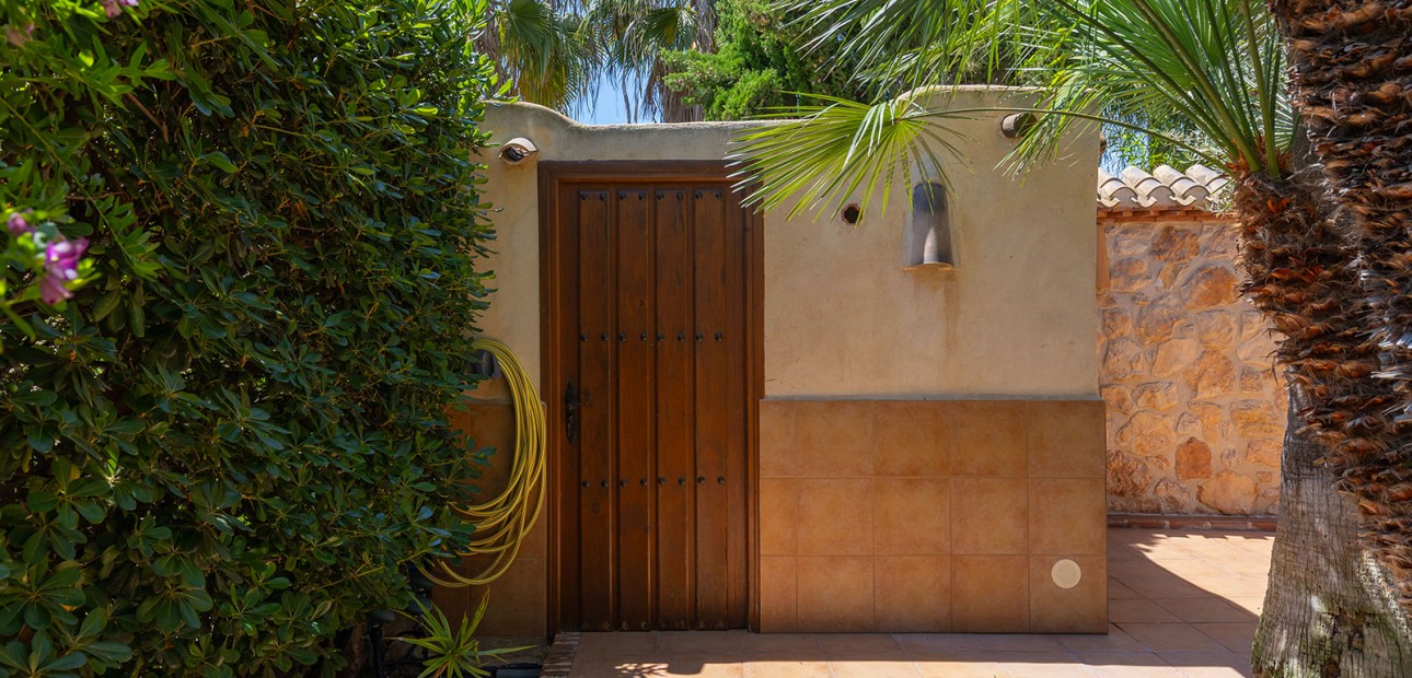 Herverkoop - Detached Villa -
Orihuela Costa - Punta Prima