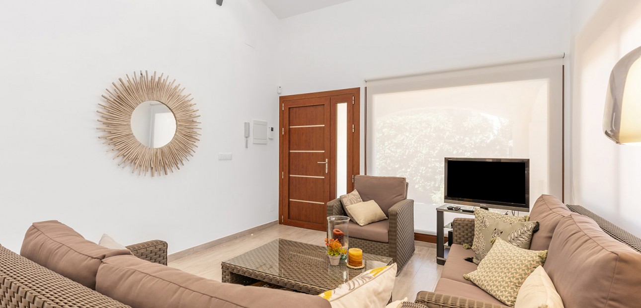 Herverkoop - Detached Villa -
Orihuela Costa - Punta Prima