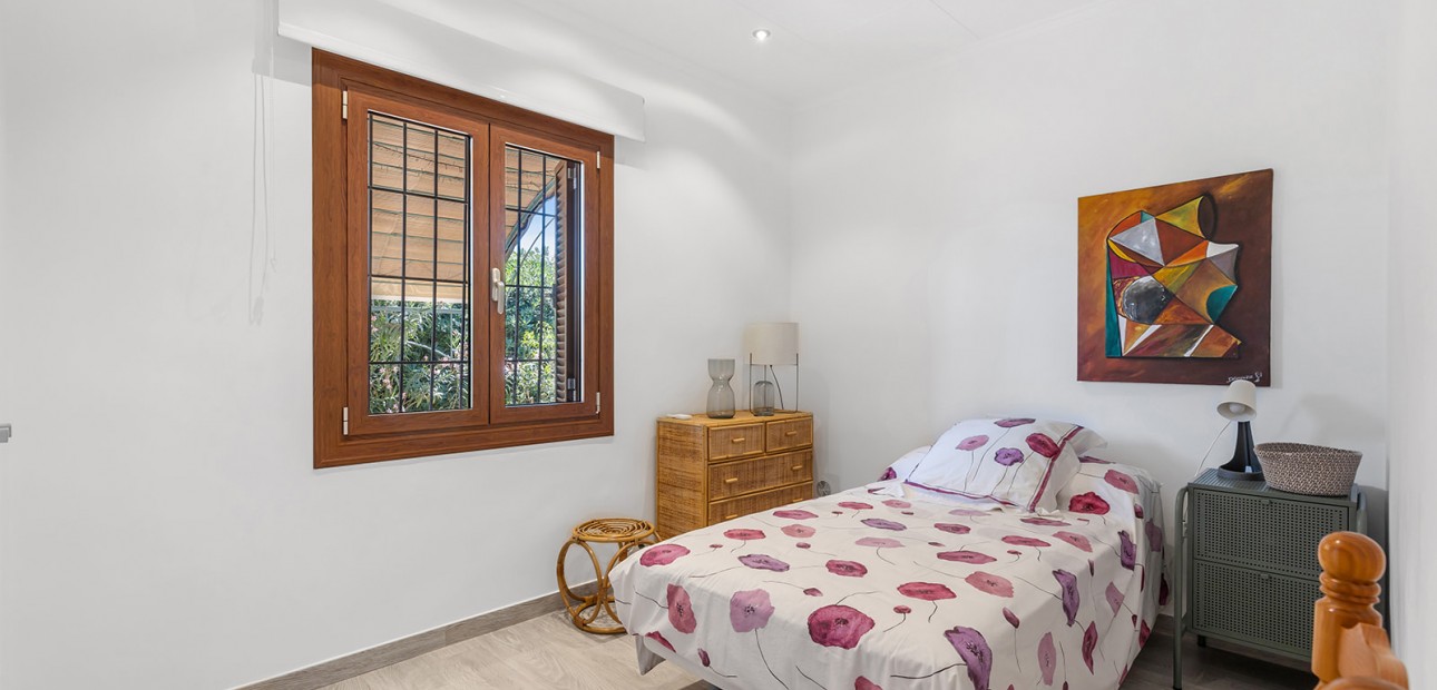 Herverkoop - Detached Villa -
Orihuela Costa - Punta Prima