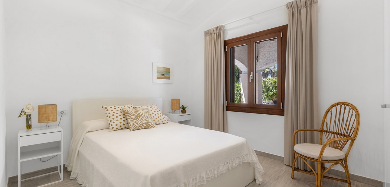 Herverkoop - Detached Villa -
Orihuela Costa - Punta Prima