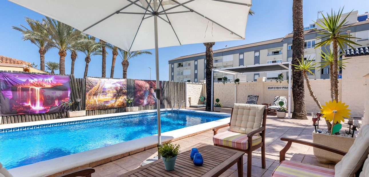 Herverkoop - Detached Villa -
Torrevieja - Rocio del Mar